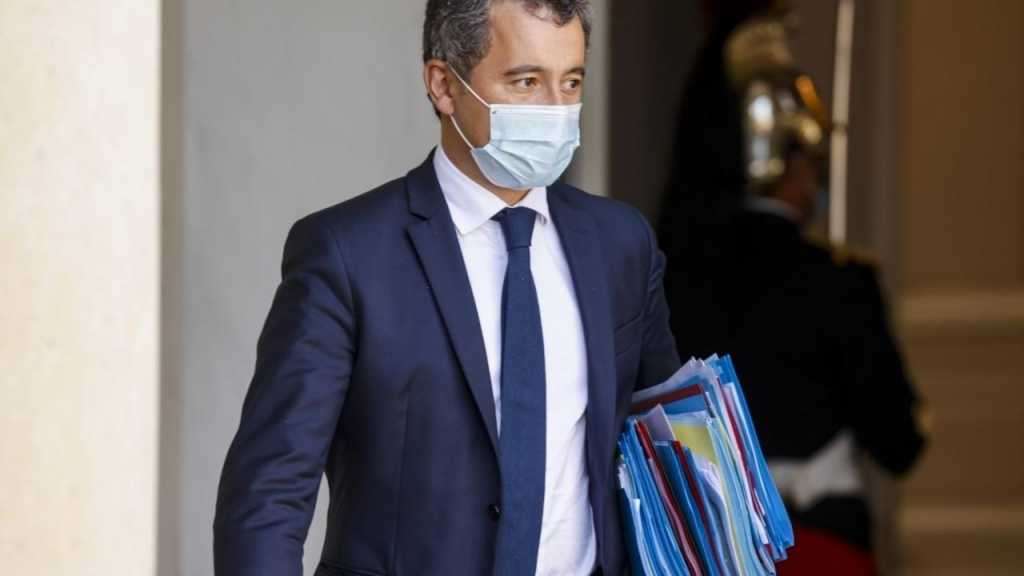 फ्रान्स सरकारने ठोकले नऊ वादग्रस्त मशीदींना टाळे