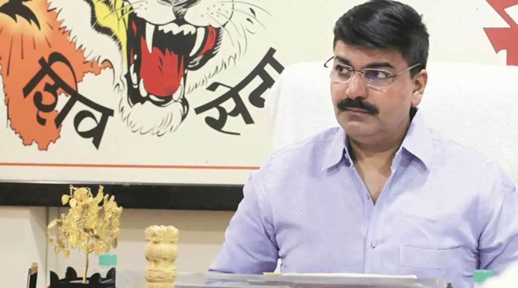 तुंबलेल्या मुंबईवरून ‘शेवाळे’ केंद्रावर घसरले