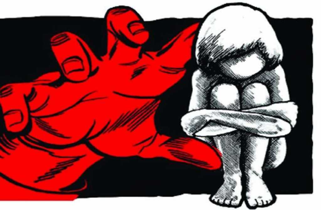 पुण्यात अल्पवयीन मुलीवर सार्वजनिक शौचालयात बलात्कार