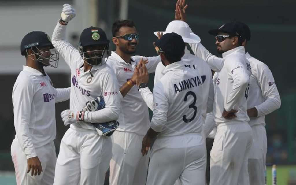 भारत विजयापासून पाच विकेट्स दूर