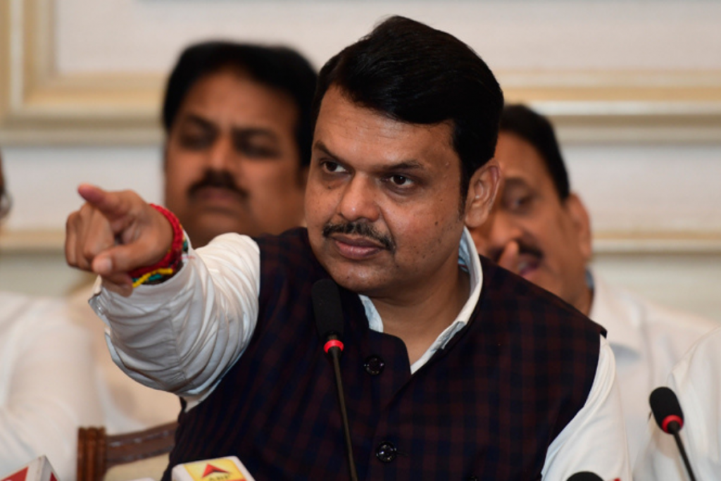 नारायण राणेंना सिंधुदुर्ग पोलिसांनी बजावलेली नोटीसच बेकायदेशीर