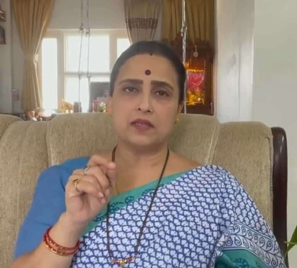 ‘सावरकरांचा अपमान करणाऱ्या नेत्यासोबत बाळासाहेबांचा वारस’