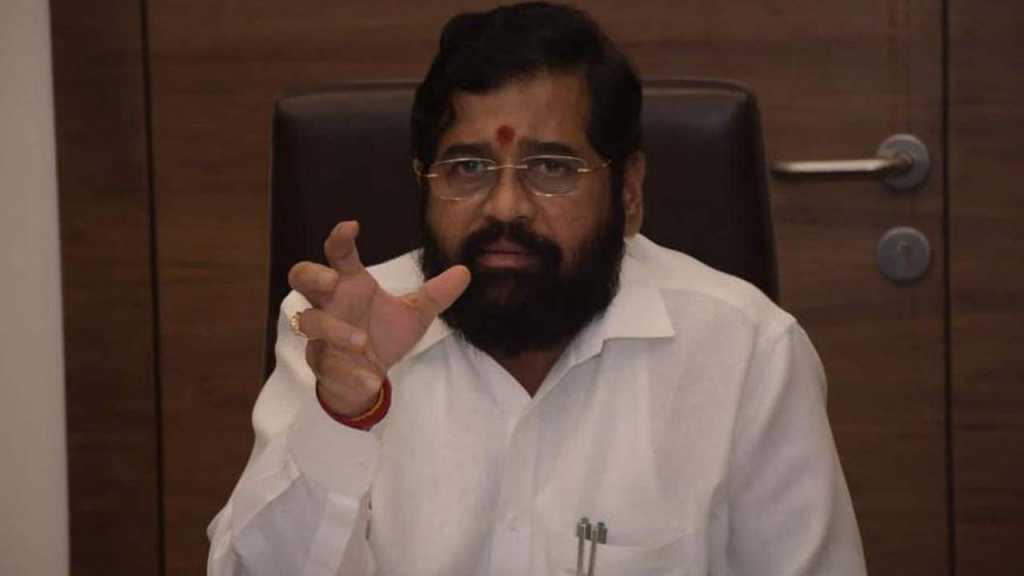 मुख्यमंत्री शिंदे ऍक्शन मोडमध्ये; पेट्रोलवरचा व्हॅट कमी करण्याची घोषणा