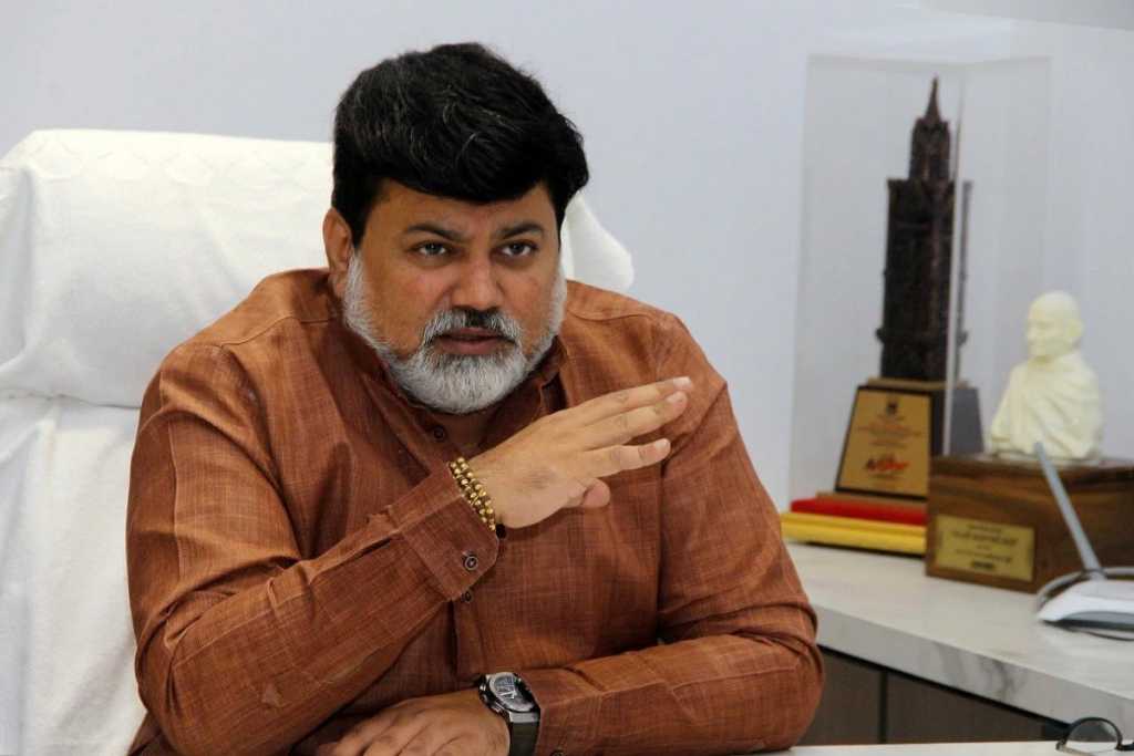 उदय सामंत यांनी आदित्य ठाकरेंचे आरोप ठरविले खोटे