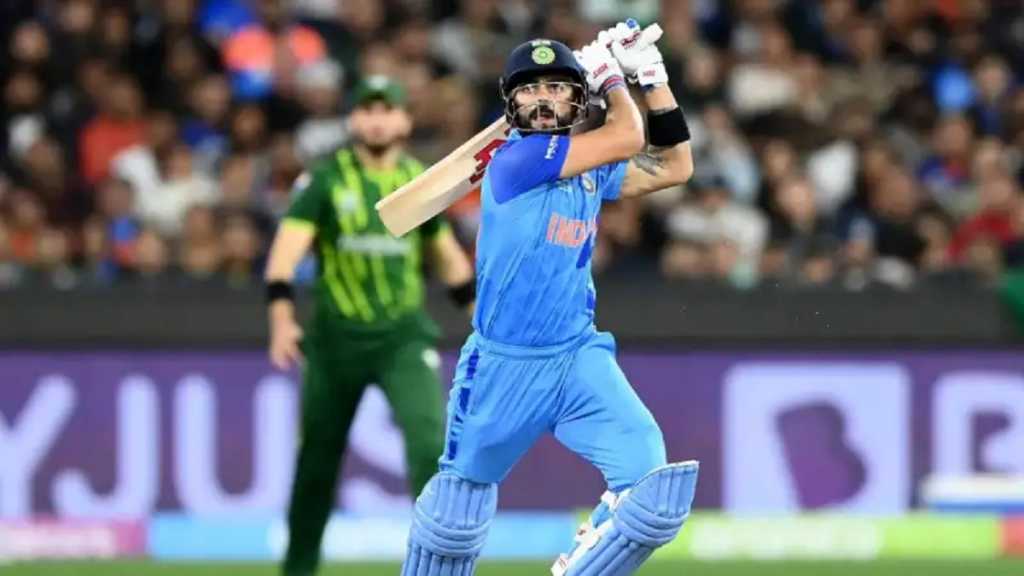 विराटच्या ऑस्ट्रेलियातील तुफान फटकेबाजीमुळे भारतात खरेदी थांबली