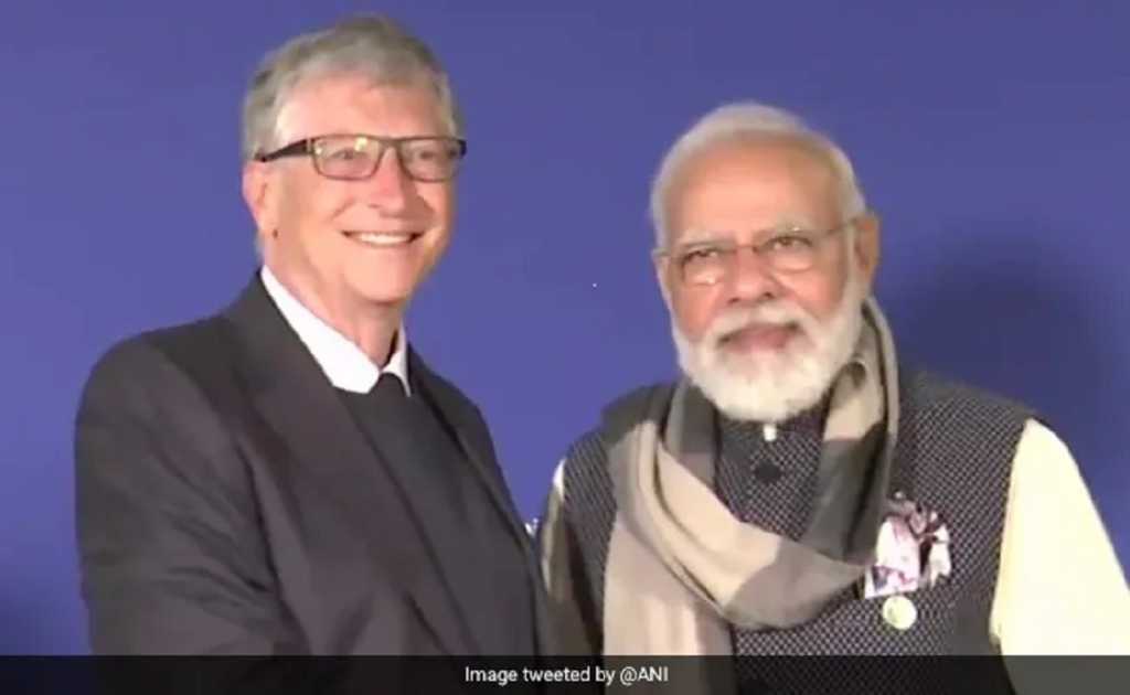 बिल गेट्स यांनी चक्क बनवल्या पोळ्या..मोदी म्हणाले, उत्कृष्ट