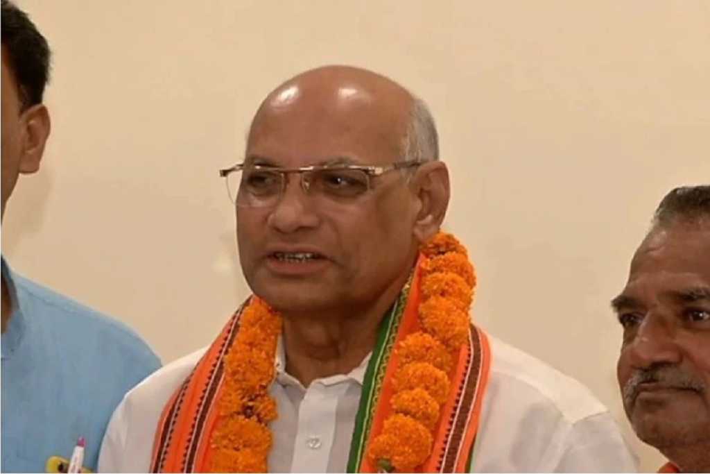 कोण आहेत महाराष्ट्राचे नवे राज्यपाल रमेश बैस ? जाणून घ्या