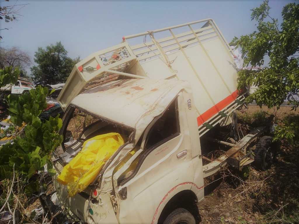 अमरावतीत झालेल्या अपघातात एकाच कुटुंबातील ५ जण दगावले