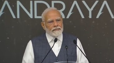 मोदी कडाडले; विरोधकांकडून जातीपातीच्या आधारावर समाजाची विभागणी