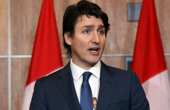 कॅनडा सरकारचा आगाऊपणा