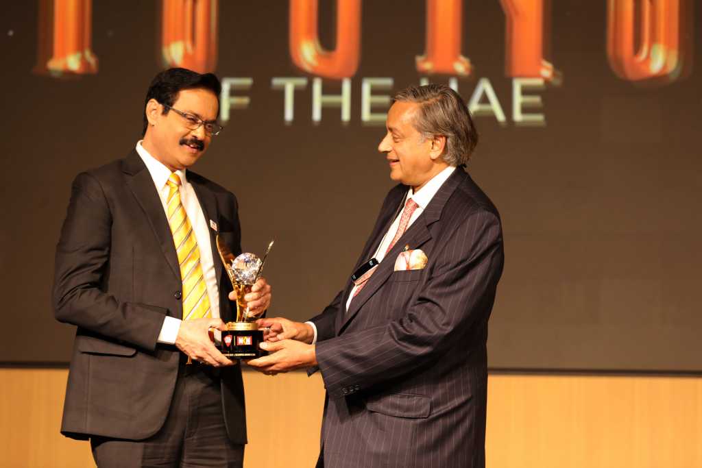 डॉ. धनंजय दातार यांचा ‘आयकॉन ऑफ दुबई ॲवॉर्ड’ पुरस्काराने गौरव