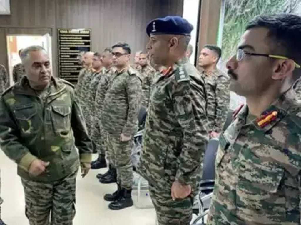 राजोरी-पुंछमध्ये दहशतवाद्यांविरोधात मोठ्या कारवाईची तयारी