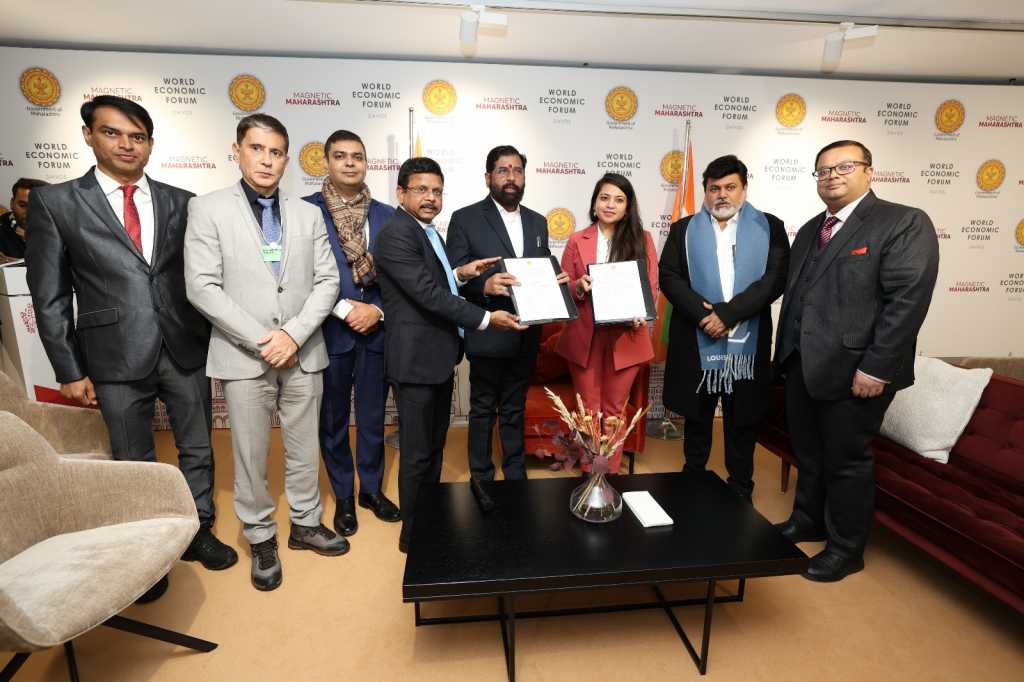 दावोस येथे पहिल्याच दिवशी ७० हजार कोटींचे सामंजस्य करार