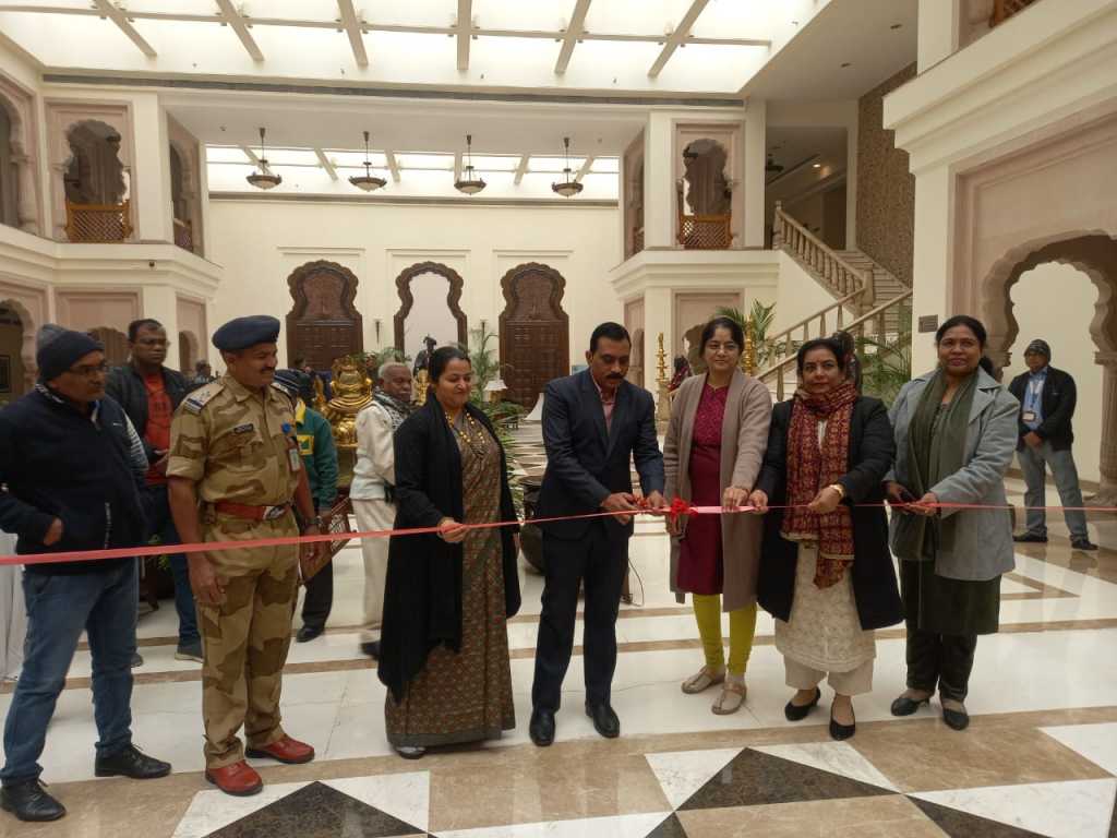 मराठी भाषा, संस्कृतीच्या प्रचार-प्रसारासाठी ग्रंथ प्रदर्शन