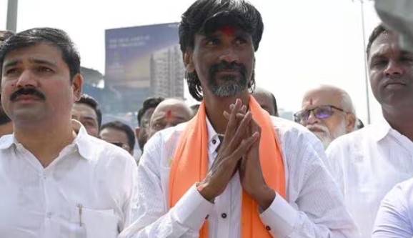 मनोज जरांगे पाटील यांच्या आंदोलनावर टांगती तलवार