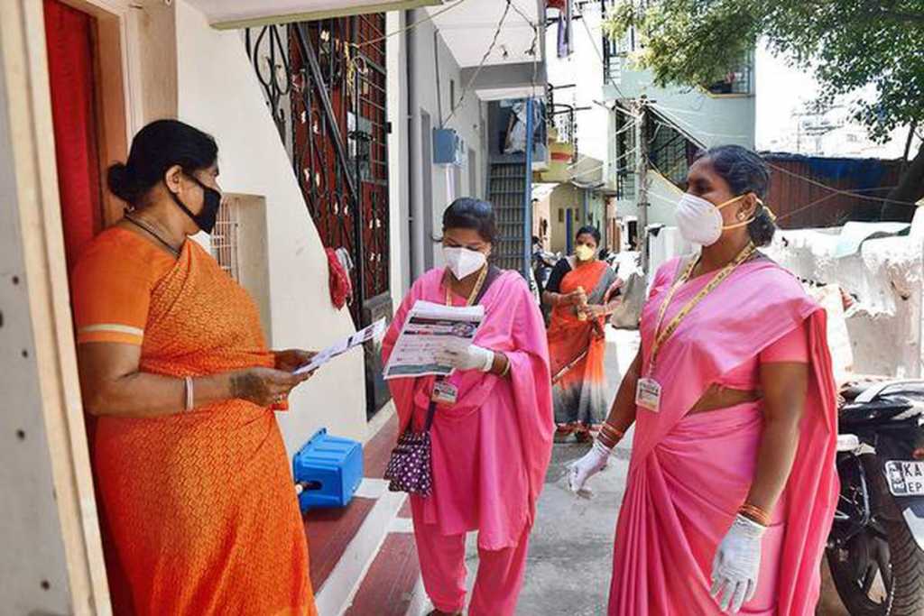 अर्थसंकल्पात मोठी घोषणा; आशा, अंगणवाडी सेविकांना ‘आयुष्मान भारत’चा लाभ मिळणार