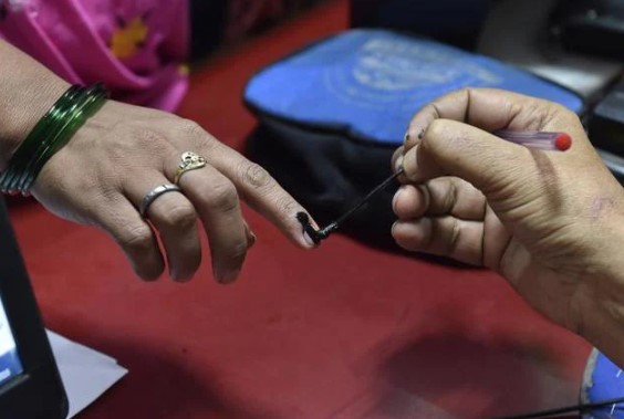 महाराष्ट्रात पाच टप्प्यात होणार मतदान