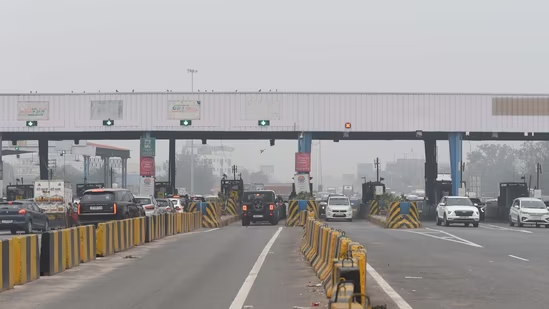 सॅटेलाइटवरून कापला जाणार टोल; वेळेबरोबर इंधनाची होणार बचत