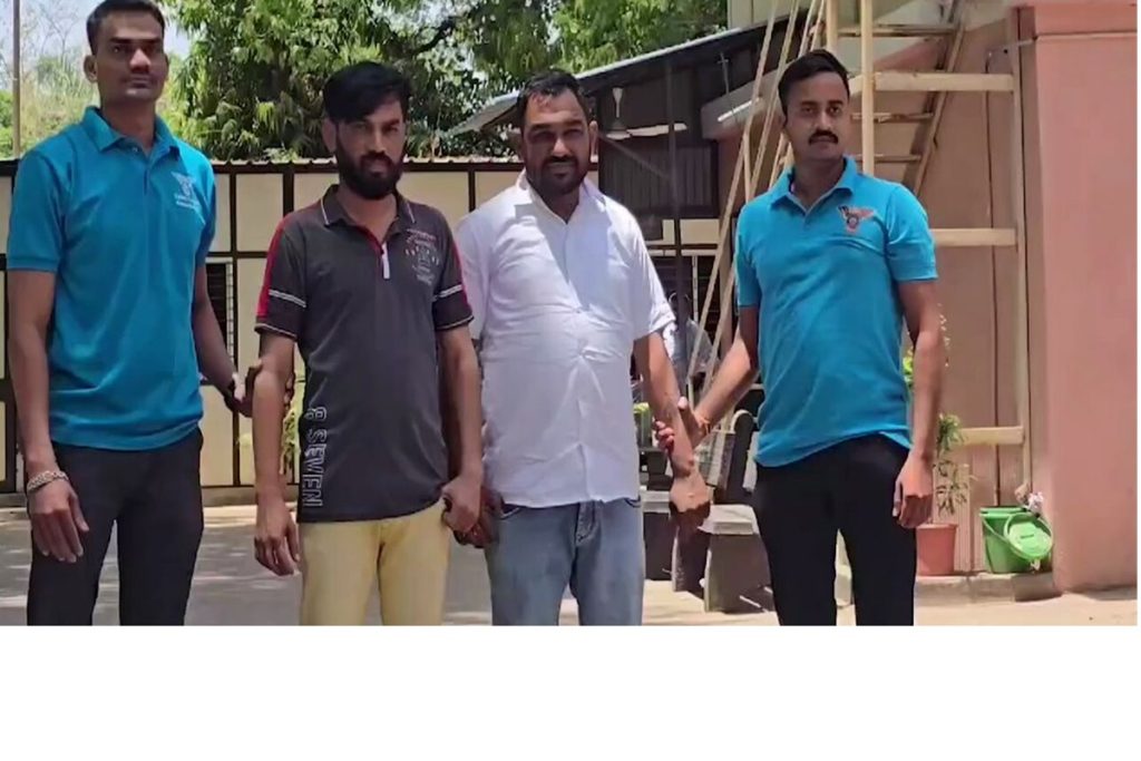 अमित शहा बनावट व्हीडिओ प्रकरणी जिग्नेश मेवानीचा पीए आणि आपचा नेता अटक!