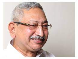 ढाल गादीची, चिंता मोदींची!