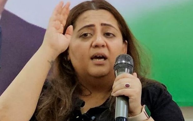 ‘मला काँग्रेसच्या कार्यालयातील खोलीत बंद केले’