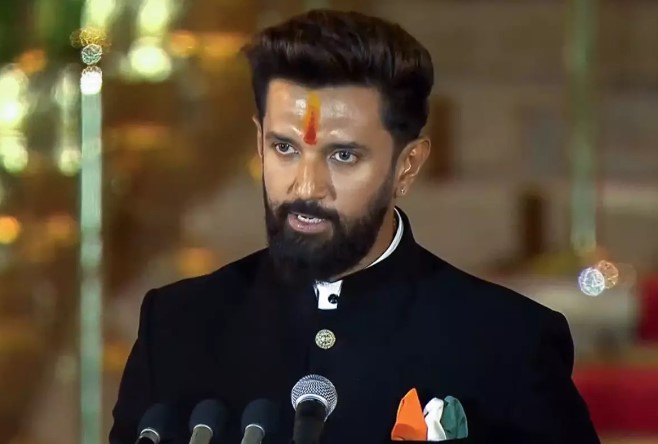 राहुल गांधींच्या आरोपांवर चिराग पासवान यांचा पलटवार: ‘तमाशा करत आहेत, पुरावा नाही