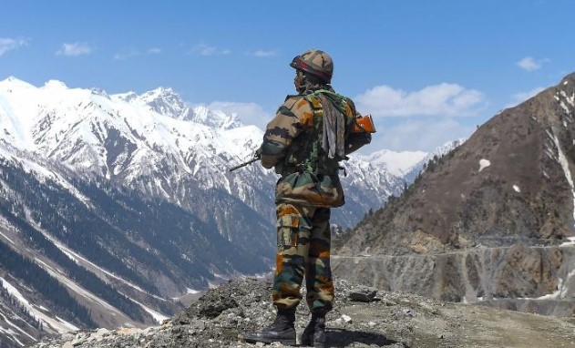 घुसखोरीचा प्रयत्न उधळला; दोन दहशतवाद्यांना घातले कंठस्नान