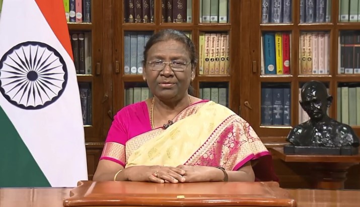 दहशतवादाचा मुकाबला करण्यासाठी देश एकजुटीने उभा