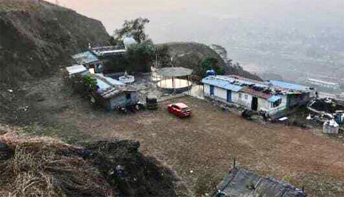 नवी मुंबई विमानतळाच्या परिसरात उभारलेला अनधिकृत दर्गा जमीनदोस्त
