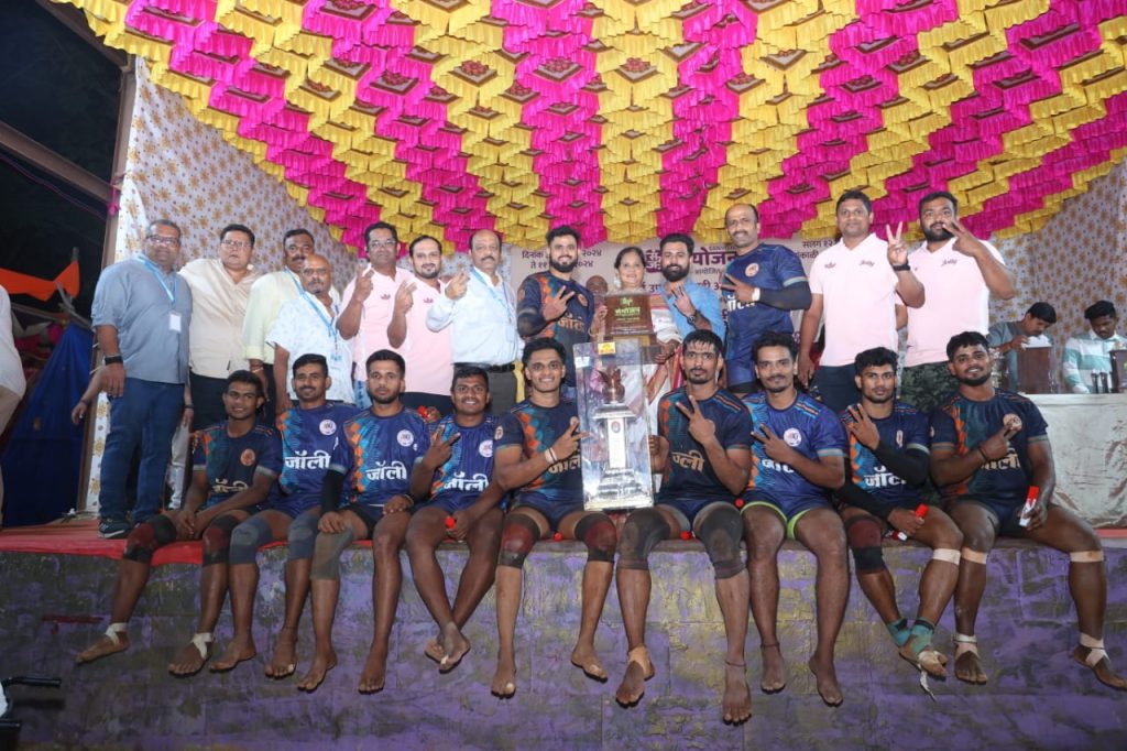 स्वस्तिक मंडळाची प्रथम श्रेणी पूर्व विभागात विजेतेपदाची हॅट्ट्रिक