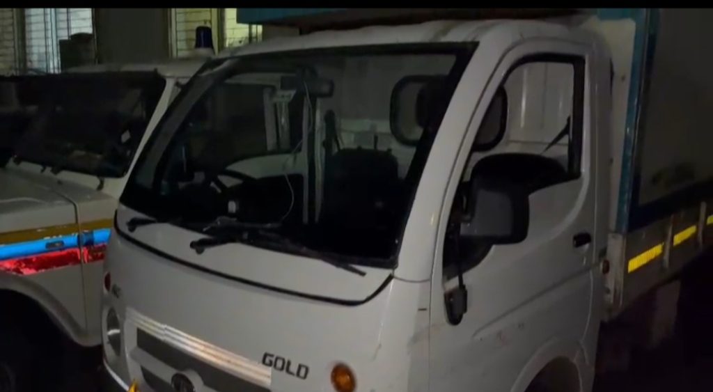 कुर्ल्याप्रमाणे घाटकोपर मध्ये भरधाव टेम्पो बाजारात घुसला