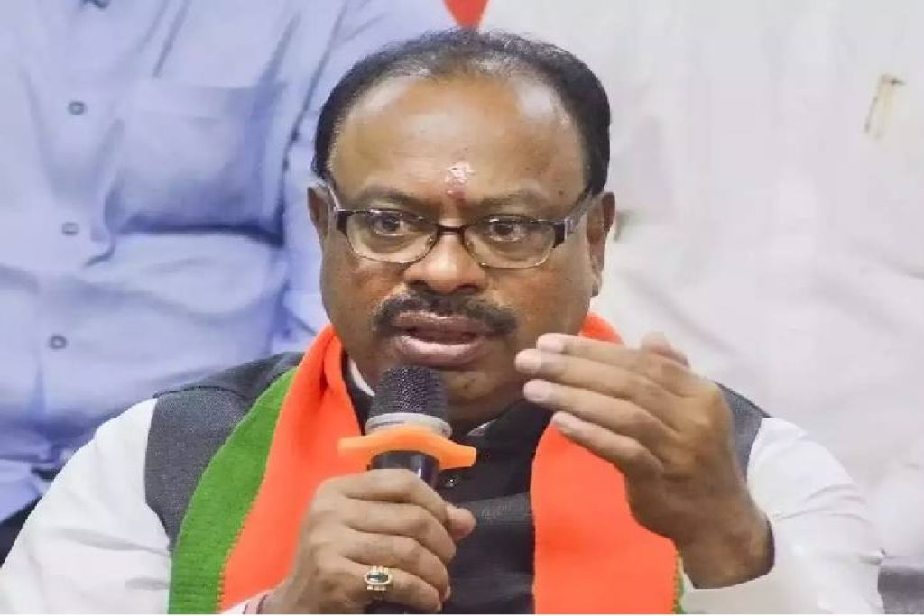 भाजपाचे शिर्डीत प्रदेश अधिवेशन, मुख्यमंत्र्यांचा केला जाणार भव्य सत्कार!