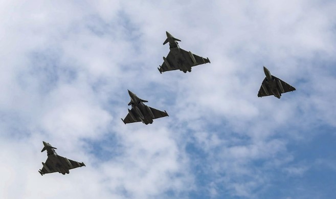 तैवानच्या हद्दीत दिसली १३ चीनी विमाने, सात चीन नौदलाची जहाजे!