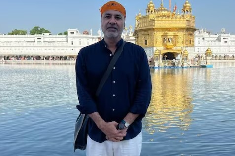 पाकिस्तानी डिझायनर म्हणतात, भारतीयांचे जीवन अधिक चांगले