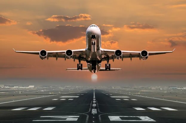 महाकुंभला विमानाने जाताय? आता भरा ५० हजार