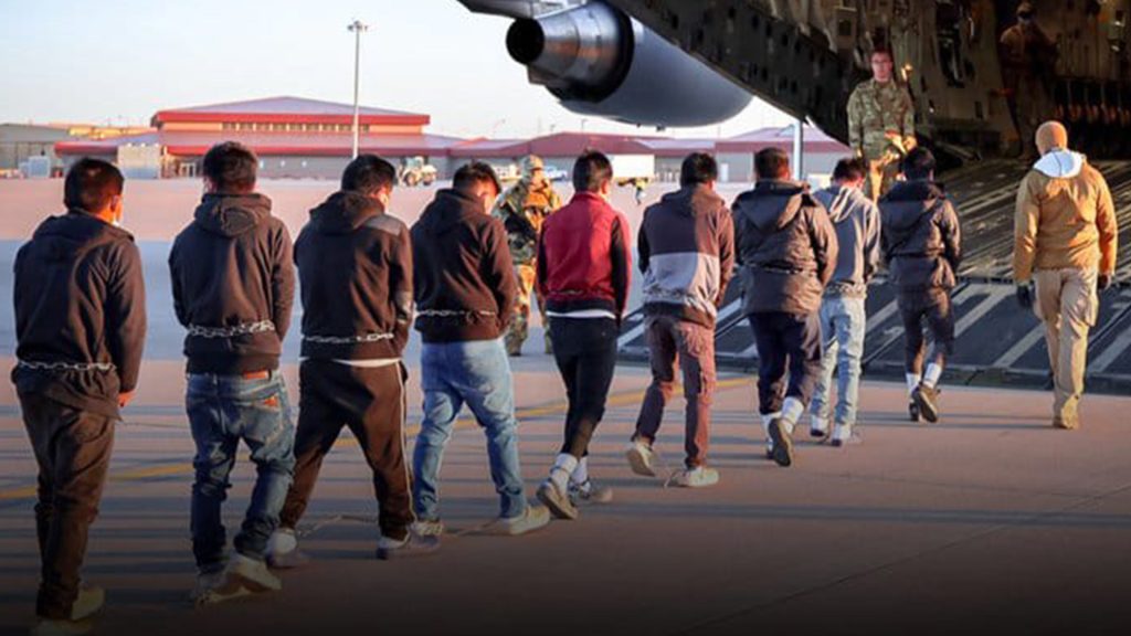 अमेरिकेतून बेकायदेशीर स्थलांतरितांच्या हद्दपार मोहिमेला सुरुवात