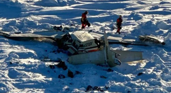 रडारवरून गायब झालेल्या अलास्कातील विमानाचे अवशेष सापडले; तीन मृतदेह आढळले