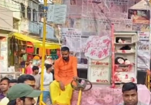 महाशिवरात्रीच्या मिरवणुकीत बजरंग दलाकडून ‘लव्ह जिहाद’ थीमवर चित्ररथ