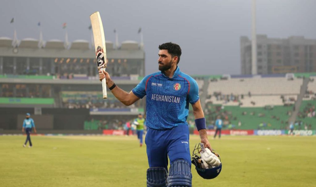 अफगाणिस्तनाने इंग्लंडला लोळवले, ८ विकेट्सनी मात