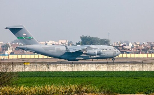 ११२ अनधिकृत भारतीयांची तिसरी तुकडी अमृतसरमध्ये दाखल