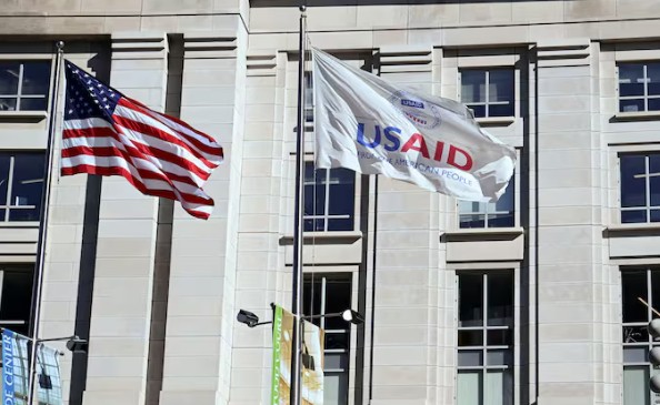 USAID मधील २००० पदे रद्द; हजारो कर्मचारी पगारी रजेवर