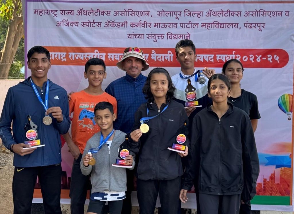 इरा जाधव, अनिरुद्ध नंबुद्रीने जिंकले सुवर्णपदक