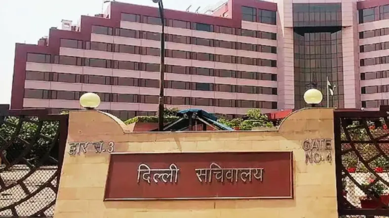 दिल्ली सचिवालयातून कोणतेही कागद, फाइल्स बाहेर जाता कामा नयेत!