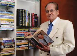 केसरी टूर्सचे संस्थापक केसरीभाऊ पाटील यांचे निधन