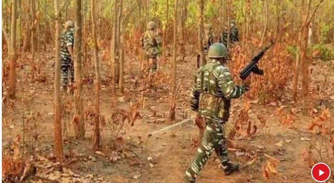 छत्तीसगडमध्ये चकमक: दोन जवान हुतात्मा, ३१ नक्षली ठार!