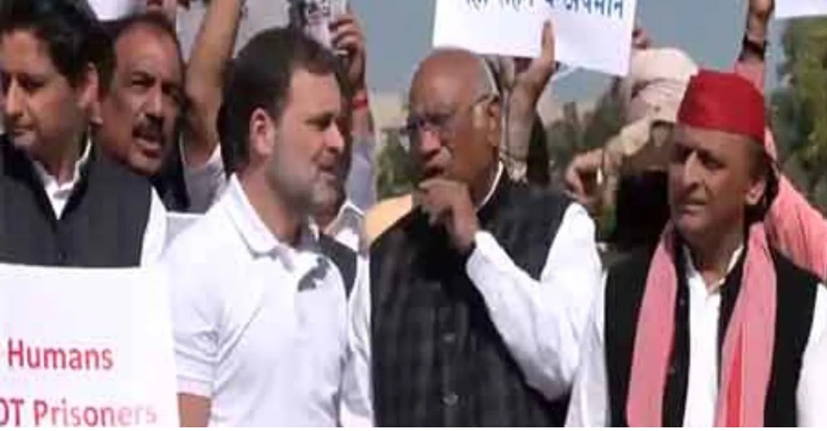 हद्दपार केलेल्या भारतीयांसाठी सरकारने विमान का पाठवले नाही?