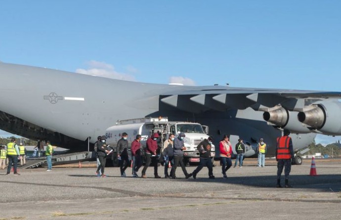 अमेरिकेतून ११६ जण भारतात आले, त्यातले दोघे खून करून झाले होते फरार!