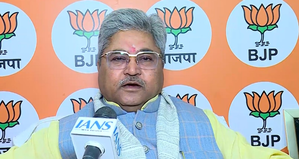 काँग्रेसमध्ये घराणेशाहीविरोधात आवाज उठू लागला