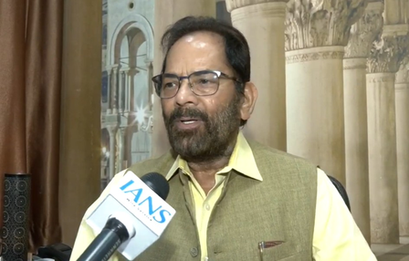 राहुल गांधी कधीच कुटुंबाच्या घरट्याबाहेर पडू शकणार नाहीत