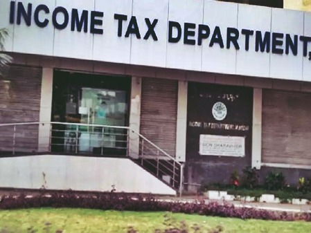 इनकम टॅक्स विभागाकडून येस बँकेला टॅक्स डिमांड नोटीस